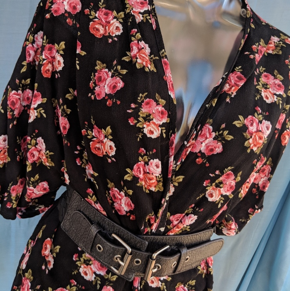 Pink Rose Kimono Floral Wrap